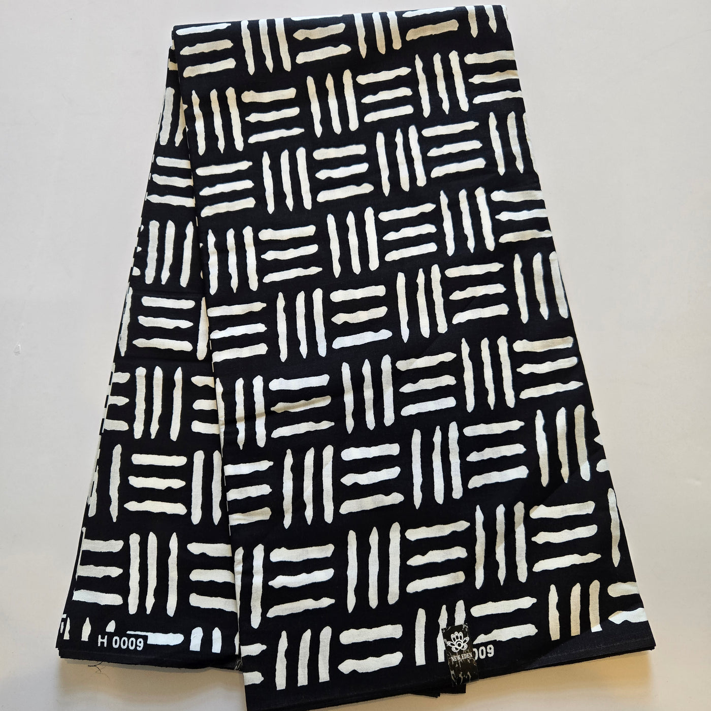 Black and White Tribal Ankara Fabric, Black and White African Print Fabric, Monochrome Fabric, 100% Cotton Fabric, AF424