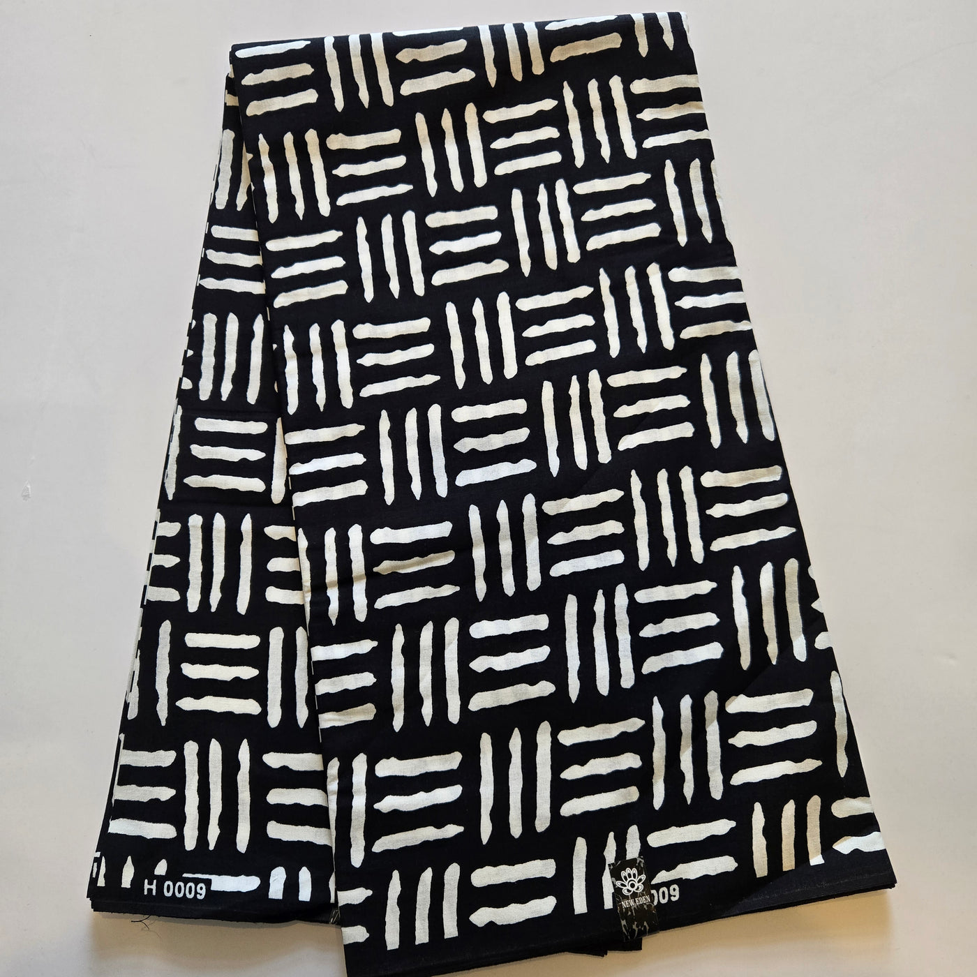 Black and White Tribal Ankara Fabric, Black and White African Print Fabric, Monochrome Fabric, 100% Cotton Fabric, AF424
