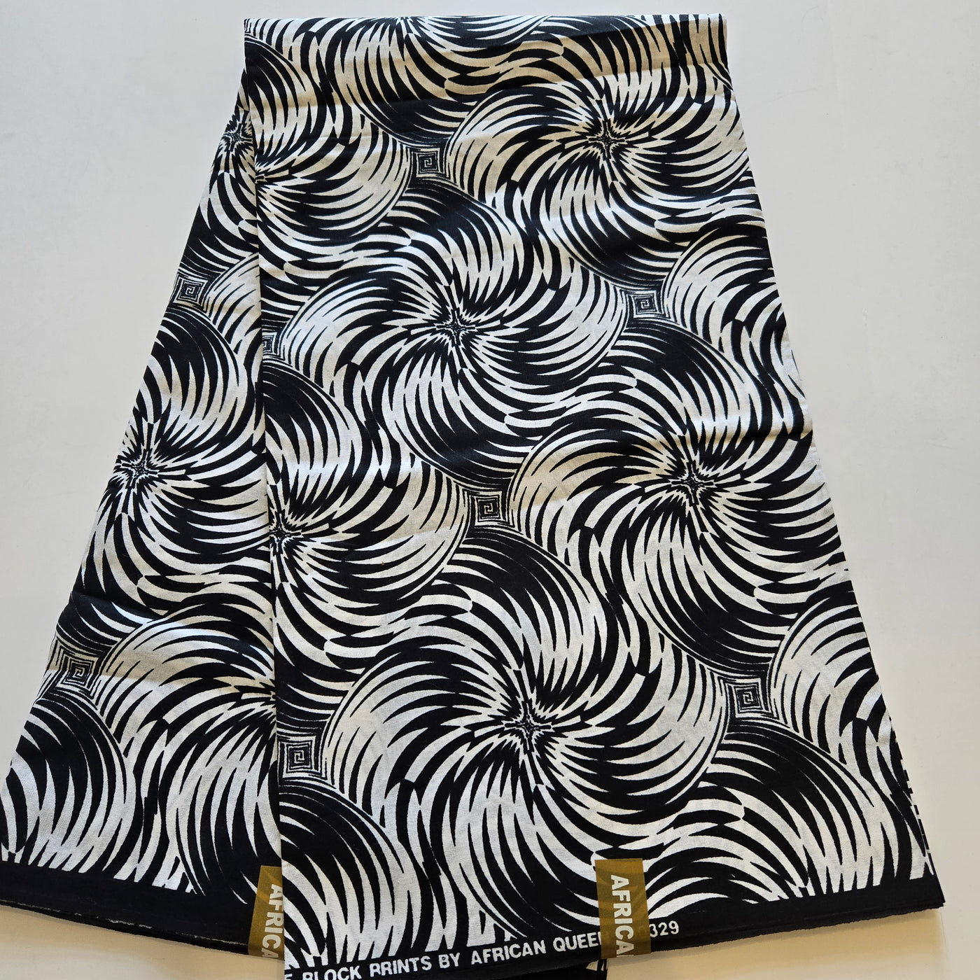 Black and White Ankara Print Fabric, Black and White African Print Fabric, Monochrome Fabric, 100% Cotton Fabric, AF423