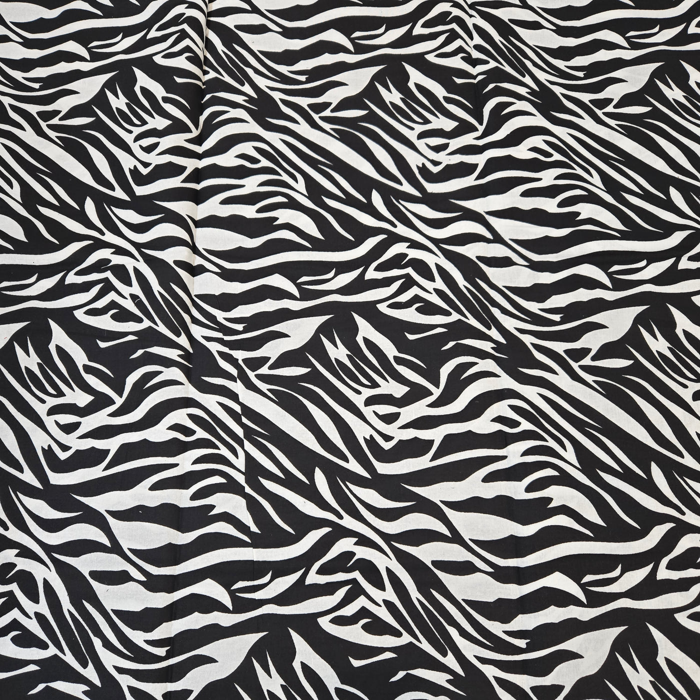 White and Black Monochrome African Print Fabric, Ankara Fabric AF332