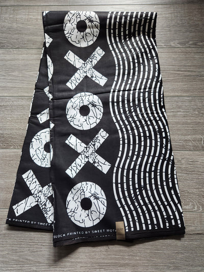 Black and White Monochrome African Print Fabric, Ankara Fabric AF75