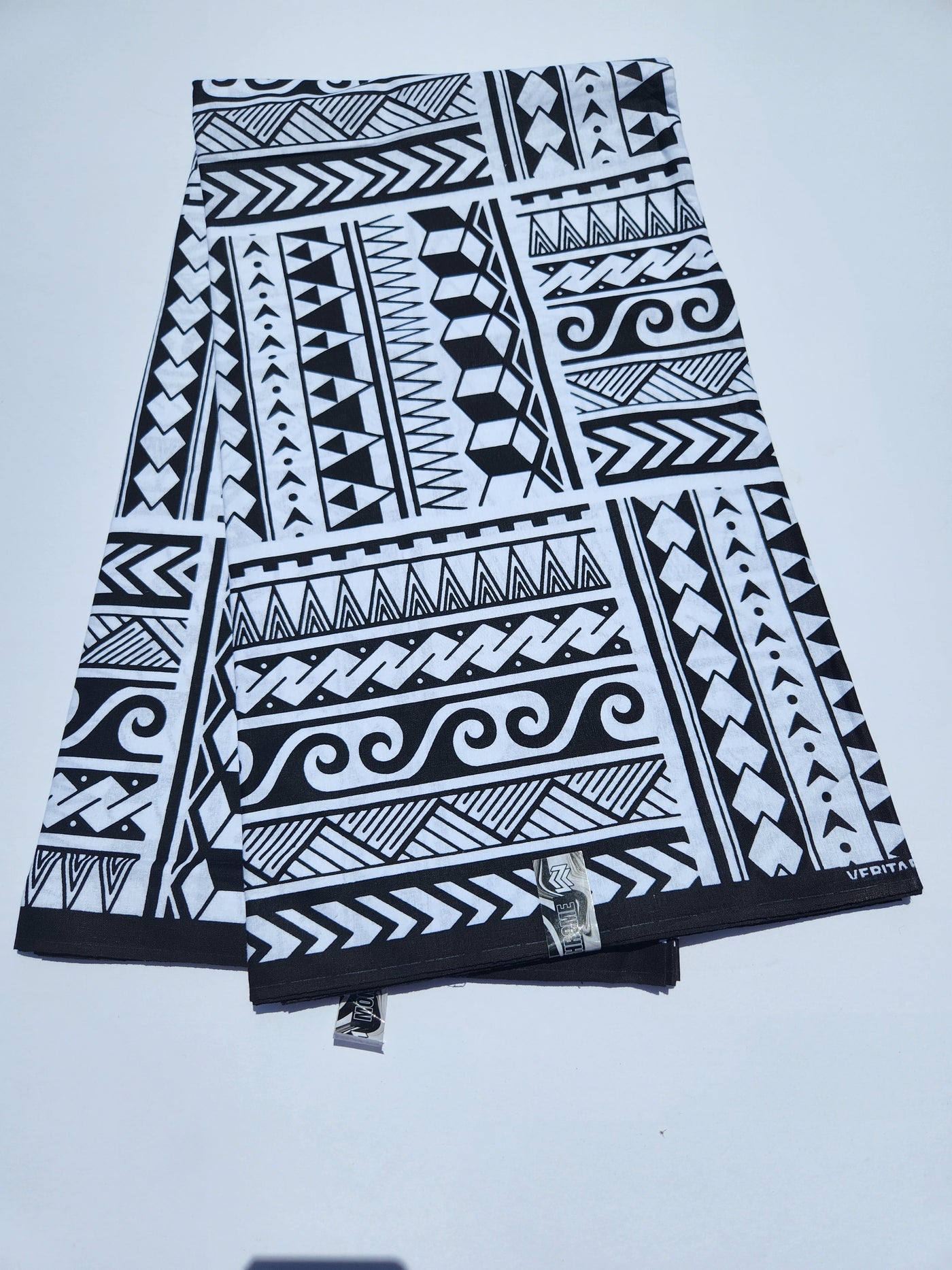 White and Black African Print Fabric, Monochrome Fabric, Ankara Fabric, AF176