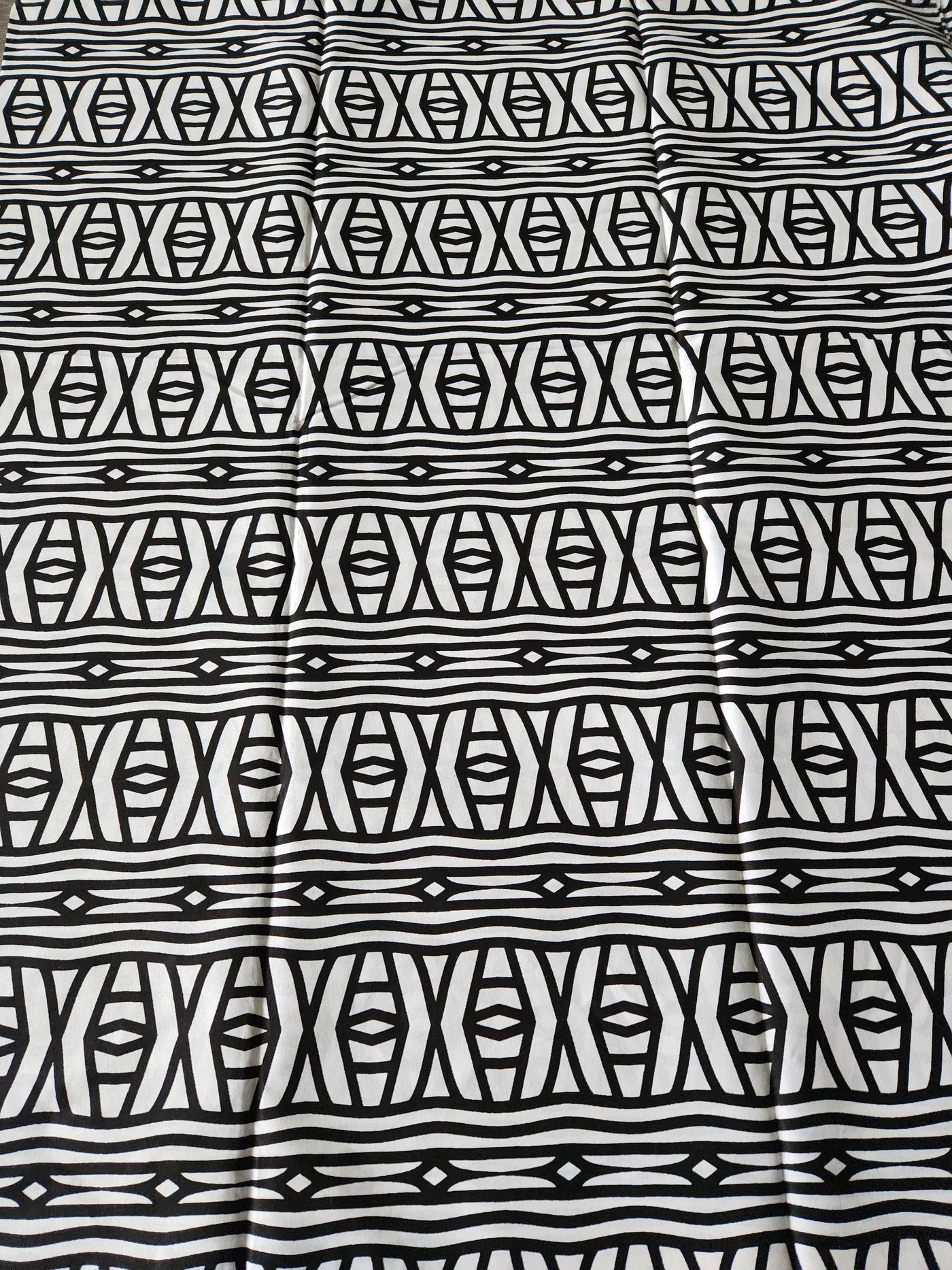 White and Black African Print Fabric, Monochrome Fabric, Ankara Fabric, AF194