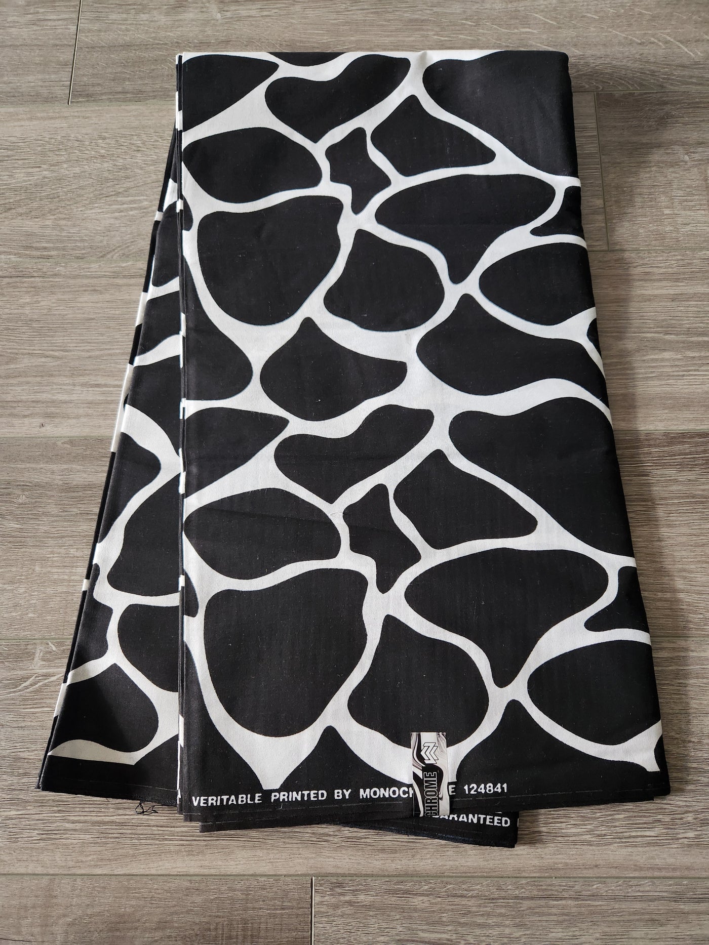 Black and White Monochrome African Print Fabric, Ankara Fabric, AF142