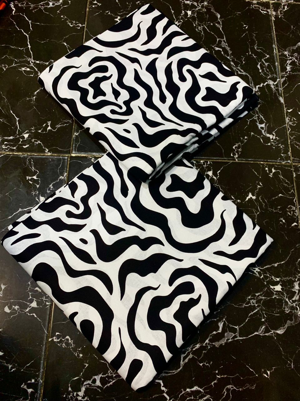 White and Black African Print Fabric, Ankara Fabric, AF118