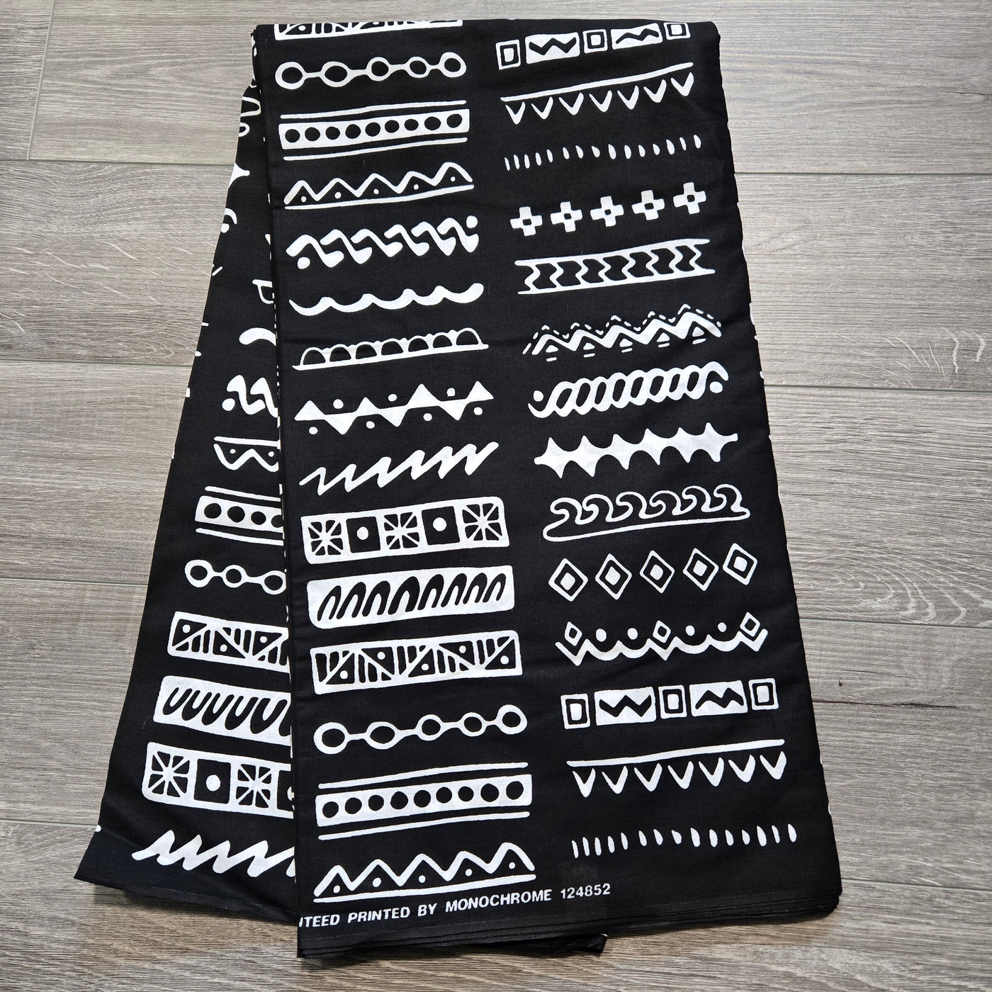 Black and White Monochrome Tribal African Print Fabric, Ankara Fabric, 100% Cotton Fabric, AF351