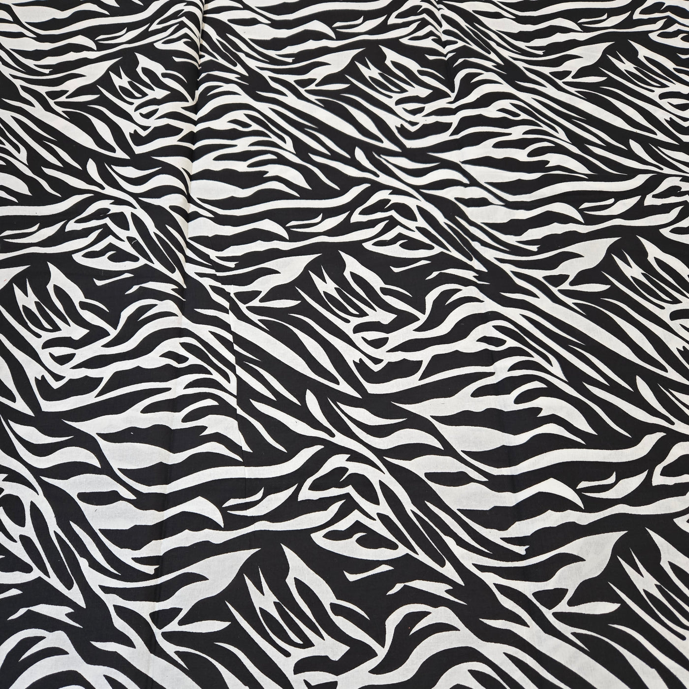 White and Black Monochrome African Print Fabric, Ankara Fabric AF332