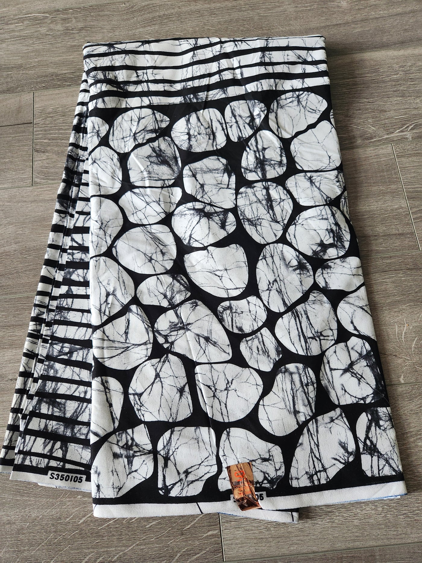 White and Black African Print Fabric, Ankara Fabric, AF90