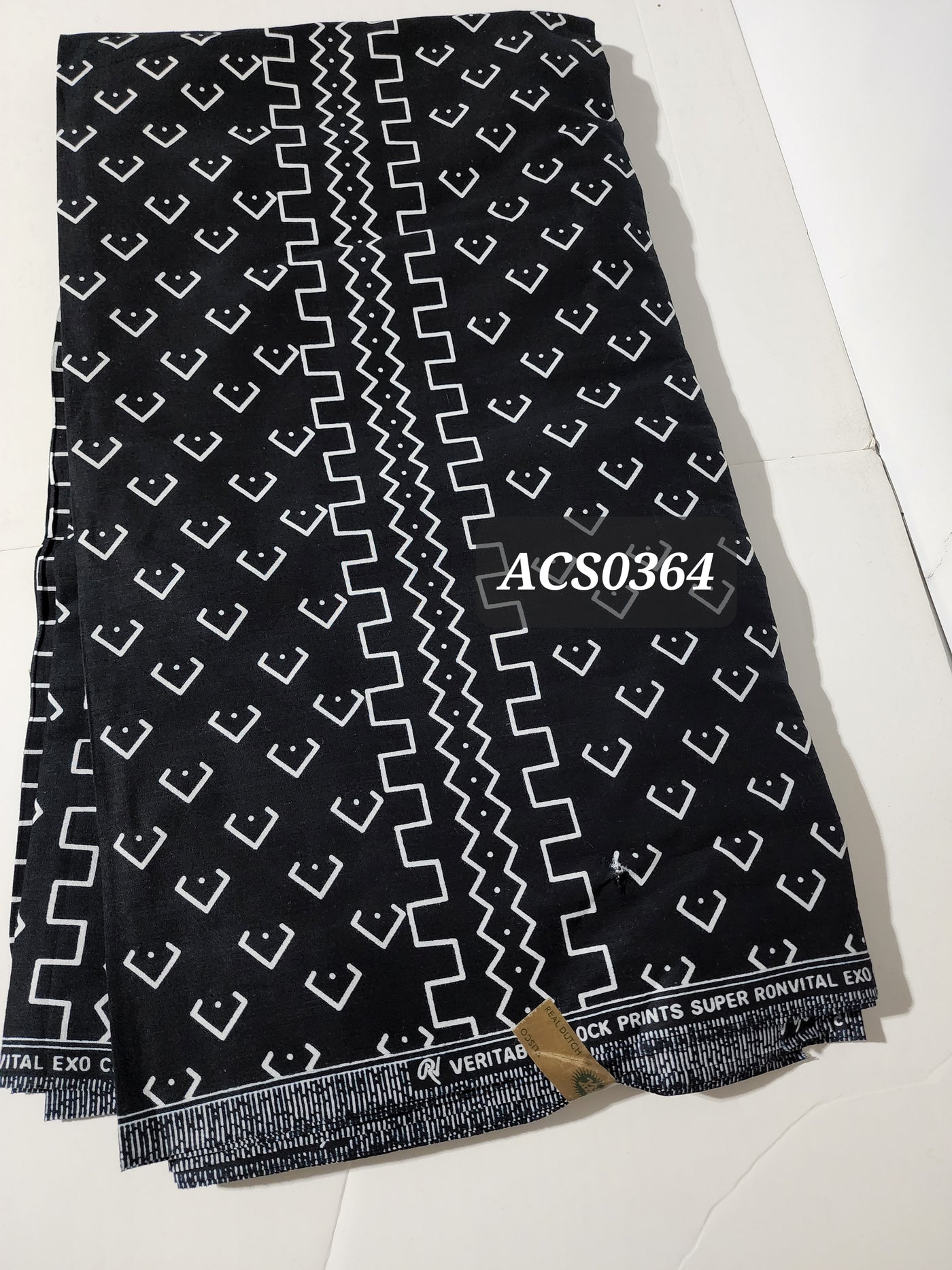 Black and White Ankara Fabric, ACS0364
